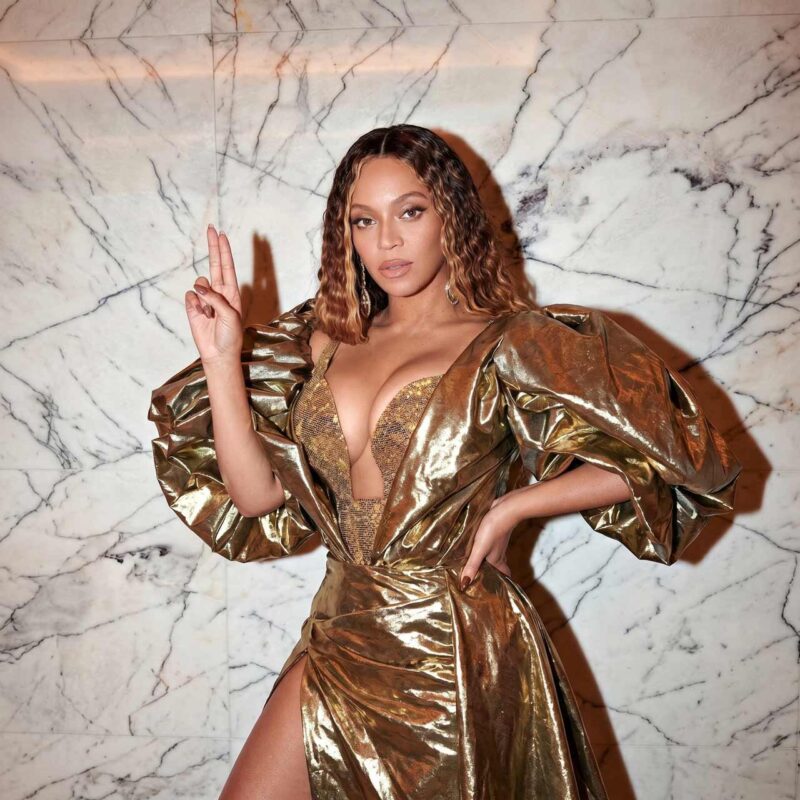 Beyonce Calacatta Perla Gold The RoyalHotel (2)