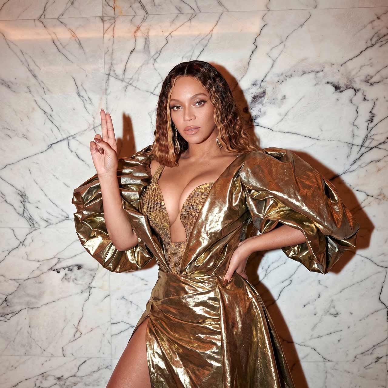 Beyonce Calacatta Perla Gold The RoyalHotel (2)
