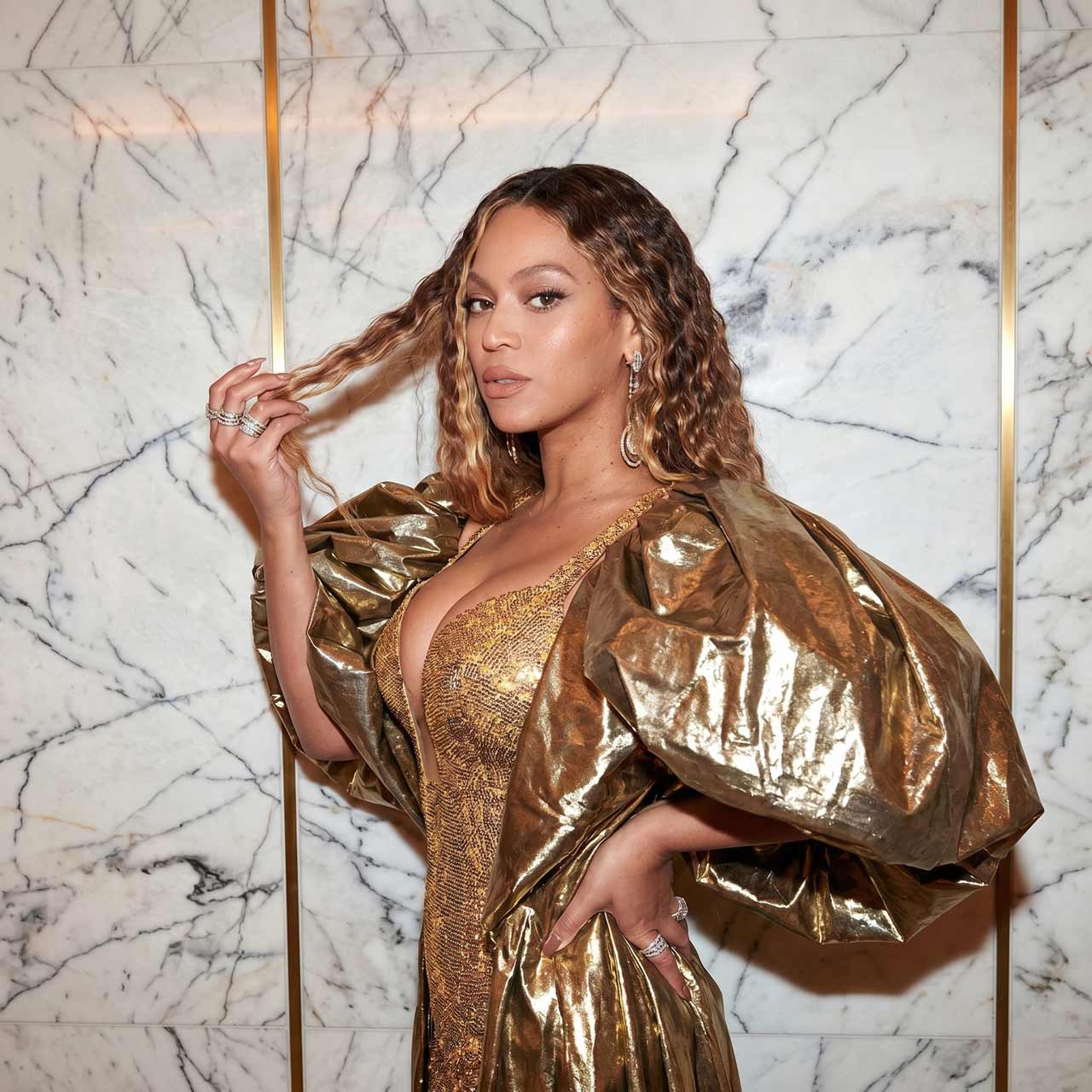 Beyonce Calacatta Perla Gold The RoyalHotel (3)