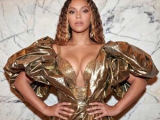 Beyonce Calacatta Perla Gold The RoyalHotel (5)