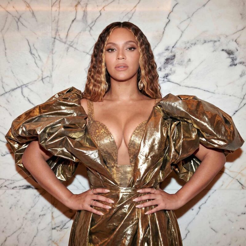 Beyonce Calacatta Perla Gold The RoyalHotel (5)