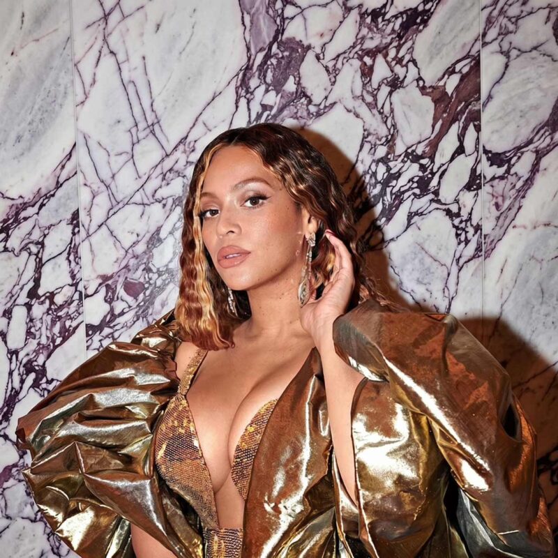 Beyonce Calacatta Perla Gold The RoyalHotel (6)